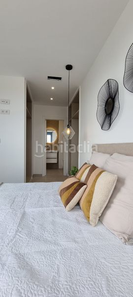 Foto 94cc8db2-9ccb-43c5-83e0-fe2c8c1cb4d8. Xalet amb calefacció aparcament piscina a balcón de Finestrat-terra marina Finestrat