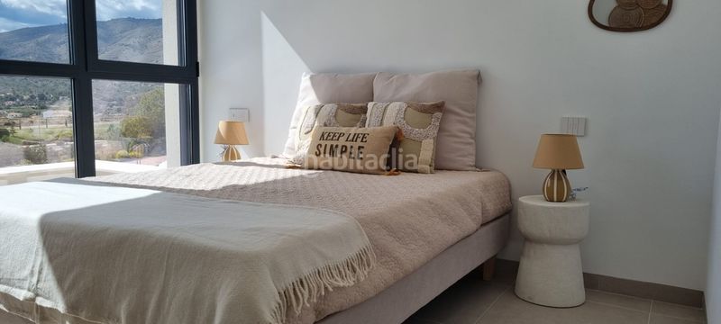 Foto 9c9443ec-12fb-4cba-aedf-ea7fa109ea9f. Xalet amb calefacció aparcament piscina a balcón de Finestrat-terra marina Finestrat