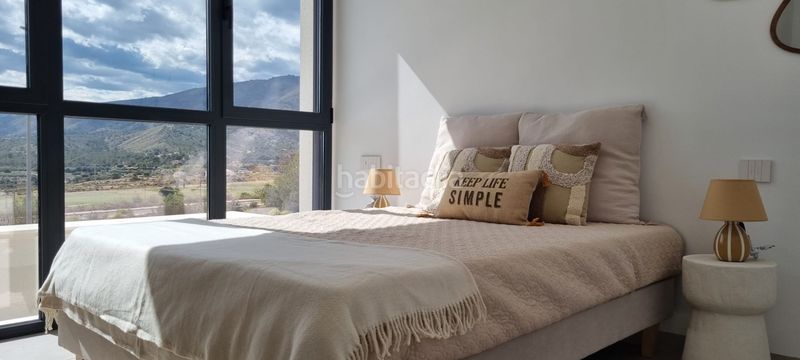 Foto b98b7a41-b22d-4497-86e3-abfe8bce2041. Xalet amb calefacció aparcament piscina a balcón de Finestrat-terra marina Finestrat