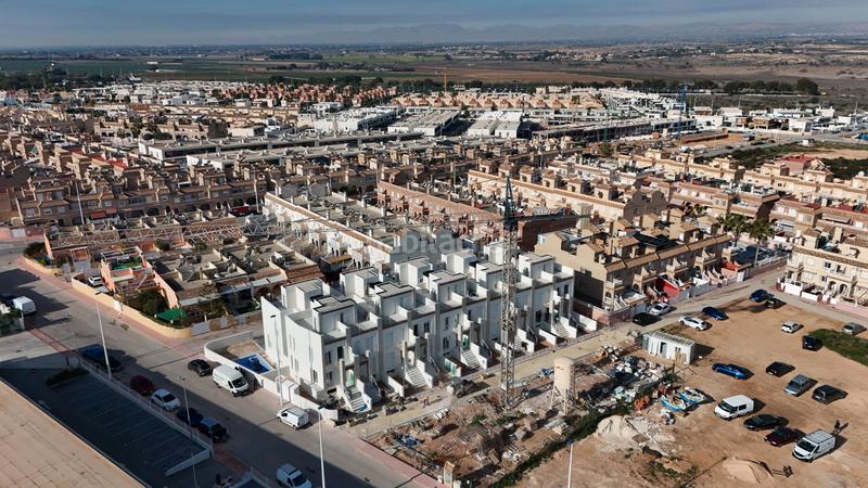 Foto b114191e-d65d-4e04-9073-abe768944996. Casa nueva vivienda en gran alacant en Monte y Mar Santa Pola