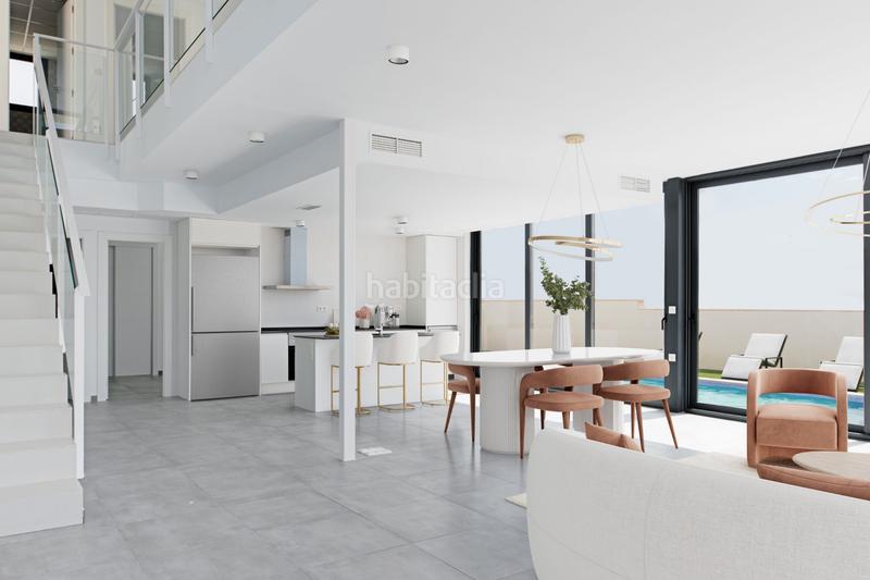 Foto 0b401c5e-9e13-4f57-bd87-732f9c6d8359. Chalet en calle orden dórico 682 excelente chalet en gran alacant en Santa Pola