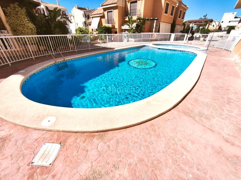 Foto 45a3d8c5-5696-429a-988a-da28836c2f96. Attico in avinguda de portugal 209 in Calas Santiago Bernabeu Santa Pola