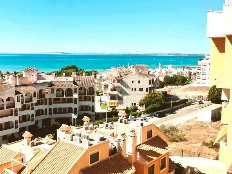 Foto ce4b0b9e-2dbb-4217-b60d-b11d756d8601. Attico in avinguda de portugal 209 in Calas Santiago Bernabeu Santa Pola