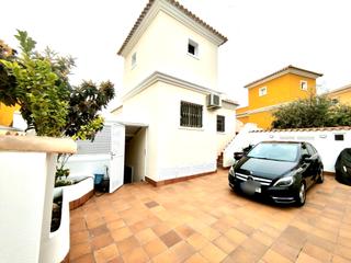 Xalet a Pedanías Este. Casas para vivirlas inmobiliaria les presenta chalet independien