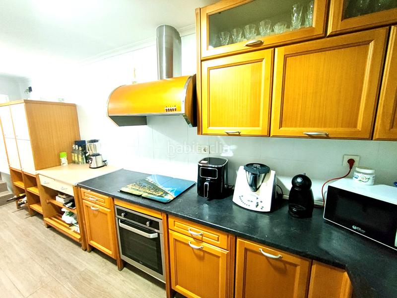 Foto 37167cce-e3b3-4424-92e1-dfb4cbf23ff6. Xalet amb xemeneia calefacció aparcament piscina a Aspe