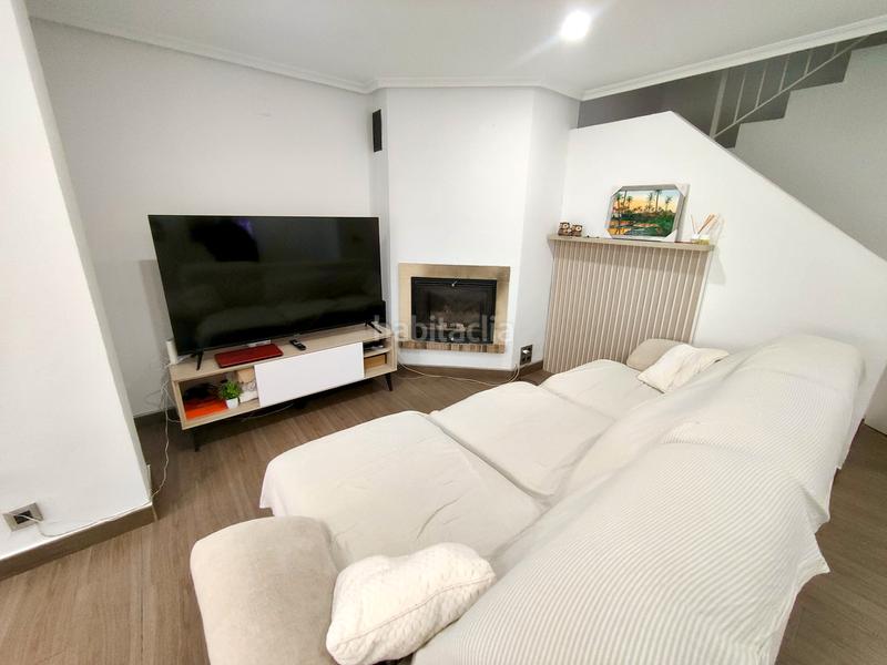 Foto 47281f26-0391-4e47-9383-e3f666653988. Xalet amb xemeneia calefacció aparcament piscina a Aspe