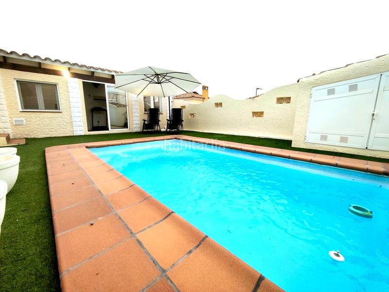 Foto bab28f9e-0d6c-4d5a-8349-a7dd61557d79. Xalet amb xemeneia calefacció aparcament piscina a Aspe