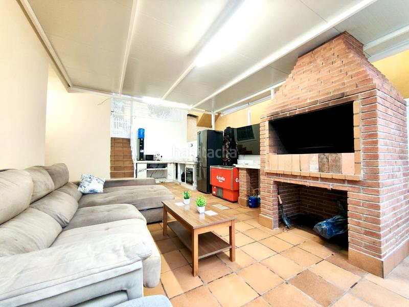 Foto ca6fe579-1005-4f5d-a05e-a204a6046169. Xalet amb xemeneia calefacció aparcament piscina a Aspe