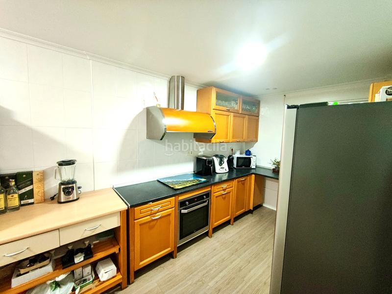 Foto d51933f5-875d-455f-858c-42bf3522eb4f. Xalet amb xemeneia calefacció aparcament piscina a Aspe