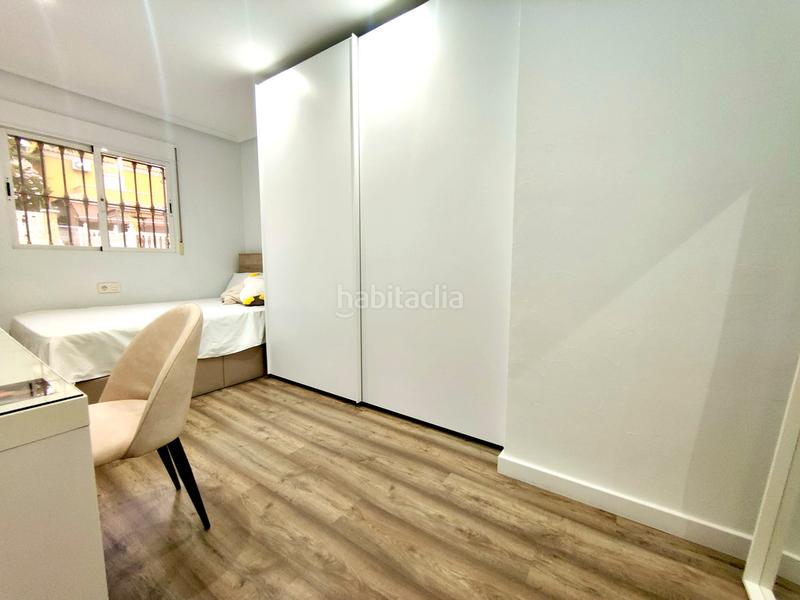 Foto e147ca36-8ceb-4318-bcdc-c221fa5ce887. Xalet amb xemeneia calefacció aparcament piscina a Aspe