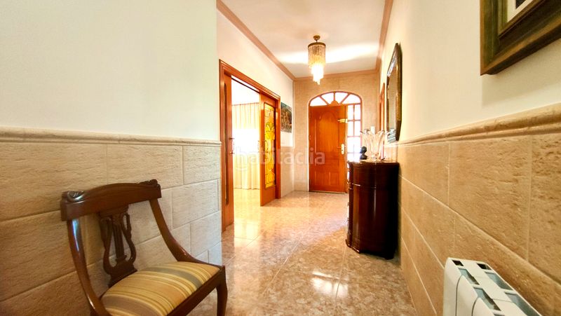 Foto bf8fa80e-e972-4361-9e98-7eb952bcf9fe. Xalet amb xemeneia calefacció aparcament piscina a Elche / Elx