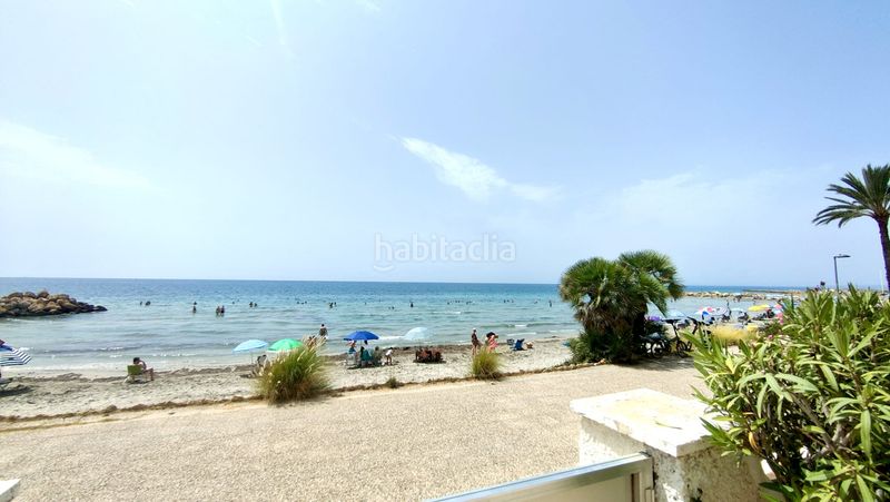Foto d85947a0-f72d-48c0-a762-ca09cec0c708. Xalet amb aparcament a calas Santa Pola este Santa Pola