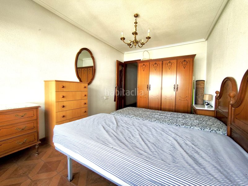 Foto 211d9731-6b29-4e07-81ab-68c3774572d5. Flat in avenida canalejas 11 in Centro Santa Pola
