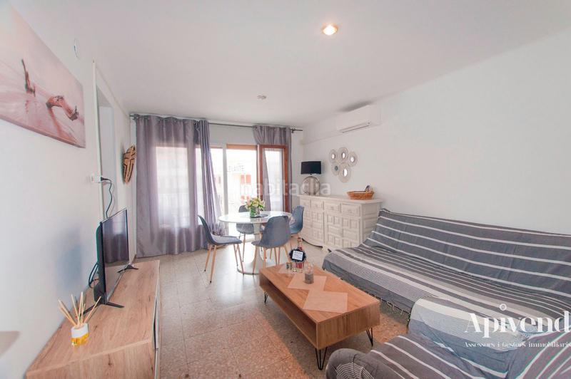 Foto 8b22b787-ca25-4711-8e42-ca411cb0a7f7. Piso agradable apartamento cerca de la playa de santa margarita! en Roses