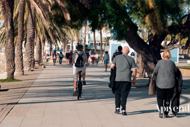 Foto 45ab11ec-6078-472b-9875-3d7fa48004df. House with heating parking in Centre Roses