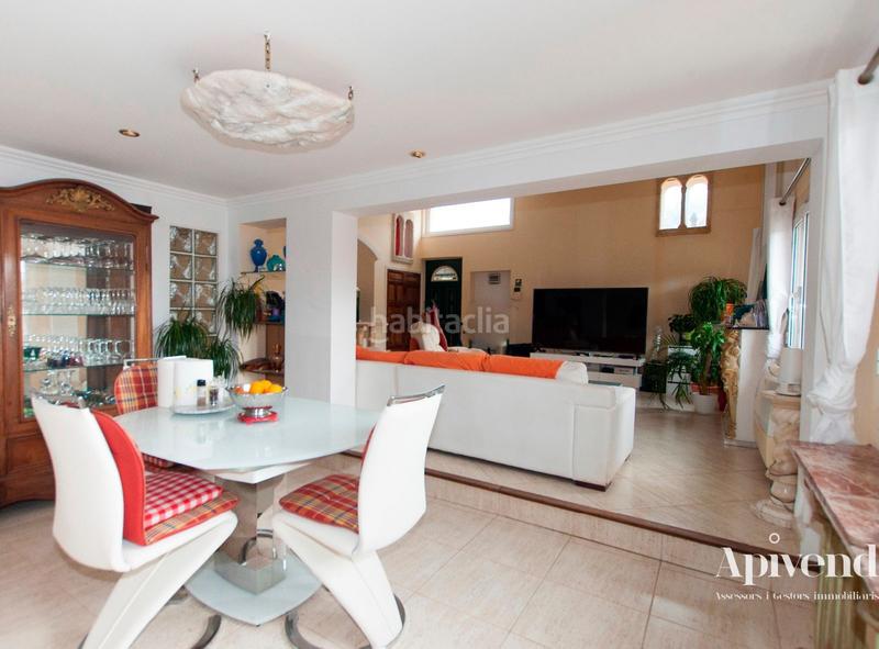 Foto 5e46db55-8450-408d-aa57-f8f426f3b6f3. House with heating parking in Centre Roses