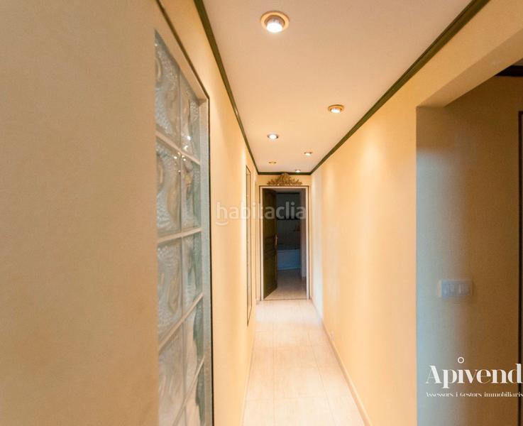 Foto 86afad3f-023e-42f0-a93c-79330031058c. House with heating parking in Centre Roses