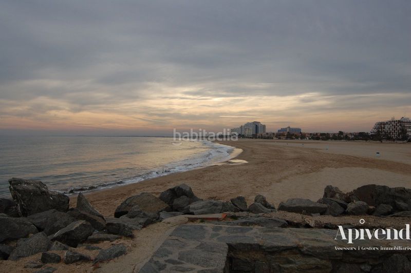 Foto b0770e14-7679-43a4-8e01-b2b3c44b9c9a. Casa adossada a Puigmal - Mas Nou Empuriabrava