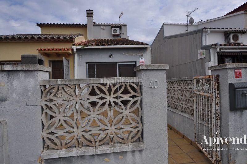 Foto e2a67b23-1781-45ff-b911-a00dd1ad2172. Casa adossada a Puigmal - Mas Nou Empuriabrava