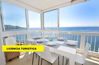 Flat  De canyelles. Impresionante apartamento con vistas panorámicas al mar, reforma