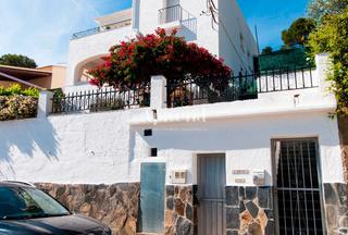 Pis  De la pedrera. Gran apartamento de 3 dormitorios con bonitas vistas a la montañ