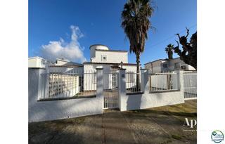 Xalet  Falconera. Casa con piscina y amarre 12.25 x 3 cerca del mar en venta en em