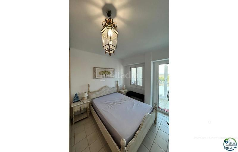 Foto f9802bae-16d4-4080-9be8-653017171eed. Piso apartamento reformado con licencia turística en primera línea de playa con magníficas vistas al mar y al parque natural els aiguam en Empuriabrava
