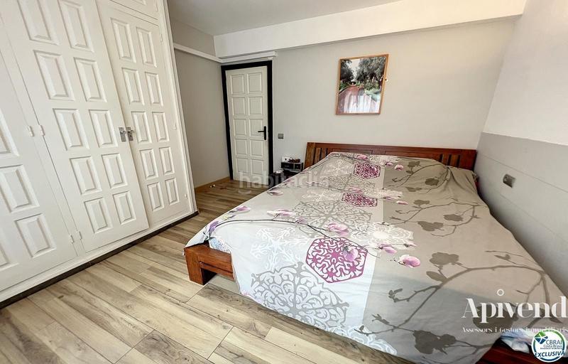 Foto 3a00a454-e4e1-436e-89e6-027d9e3dd4f3. Pis amb calefacció a Centre Roses