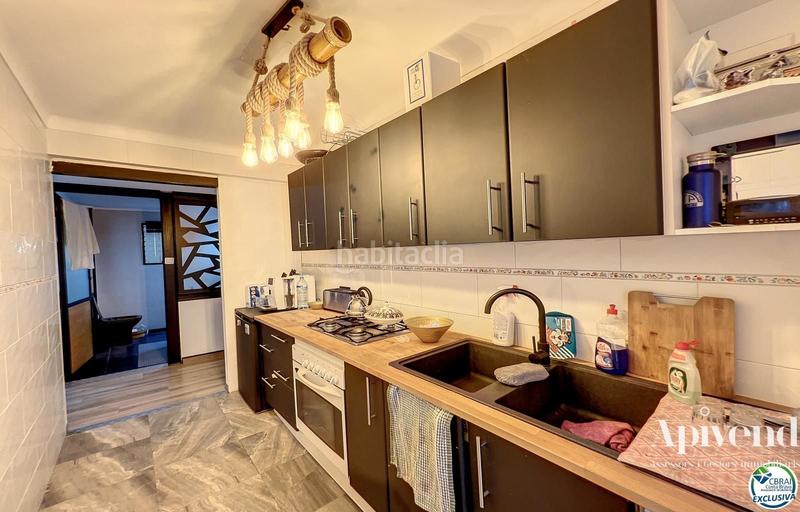 Foto 9026960a-b34c-418b-9f7b-d92f60a7a12a. Pis amb calefacció a Centre Roses