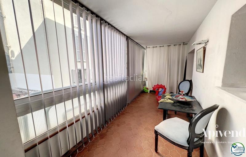 Foto b9bb8f45-8c4f-4032-93a9-f87df6cb25b8. Pis amb calefacció a Centre Roses