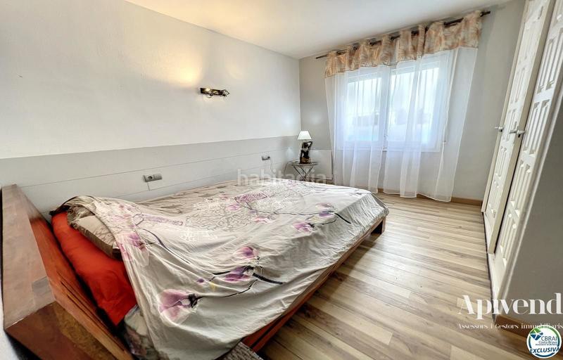 Foto cdb8ef65-317a-4f6a-9f1b-c20a63b00bcc. Pis amb calefacció a Centre Roses