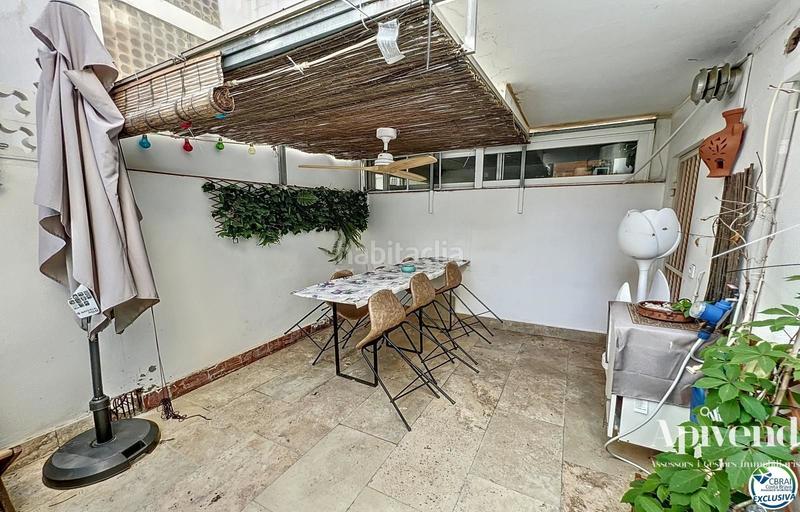 Foto f0f6faa7-b373-45ec-9893-75234fbdb389. Pis amb calefacció a Centre Roses