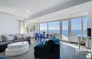 Duplex  Jeroni pau. Precioso apartamento canyelles roses con licencia turistica