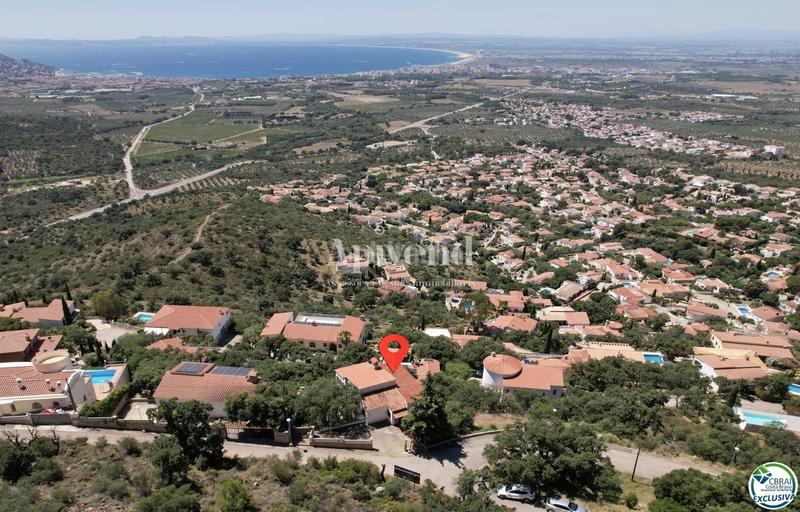 Foto 3dc36b25-138e-45cb-9b4e-c64caf70f2c0. Chalet casa para reformar con increíbles vistas al mar! en Roses
