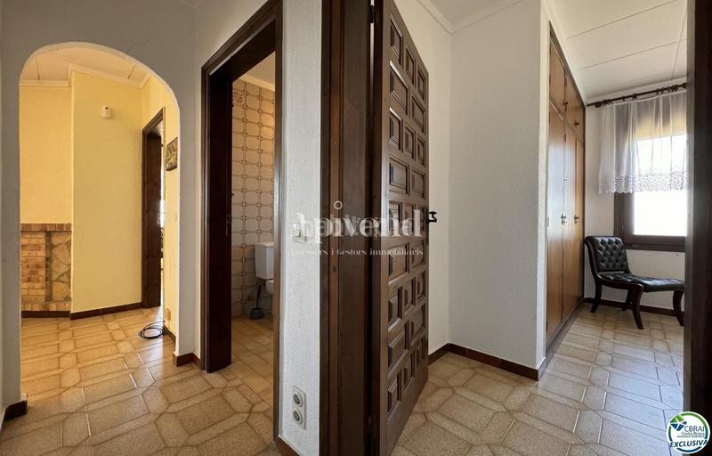 Foto 4a49330b-260f-4f57-a46c-24f1375f2678. Chalet casa para reformar con increíbles vistas al mar! en Roses