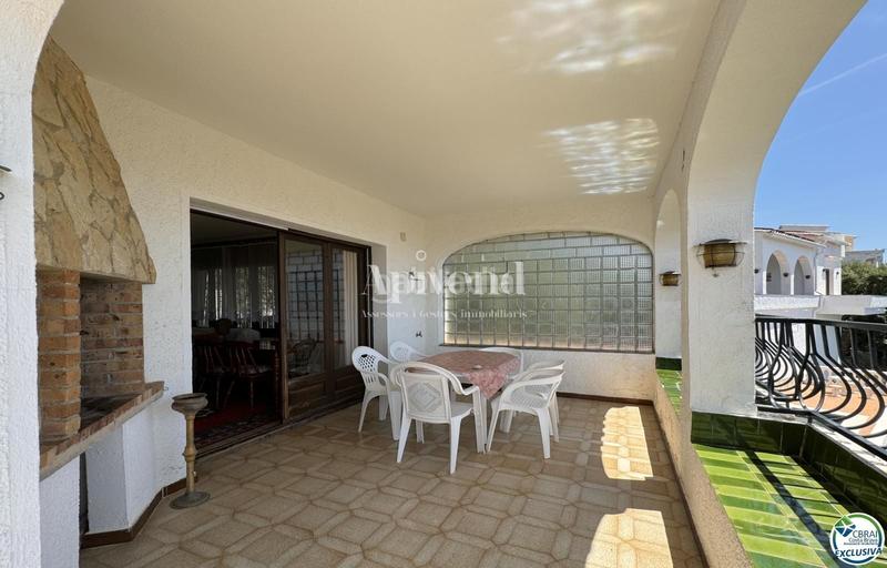 Foto b874c413-7493-45e0-b525-be5e827b6a2f. Chalet casa para reformar con increíbles vistas al mar! en Roses