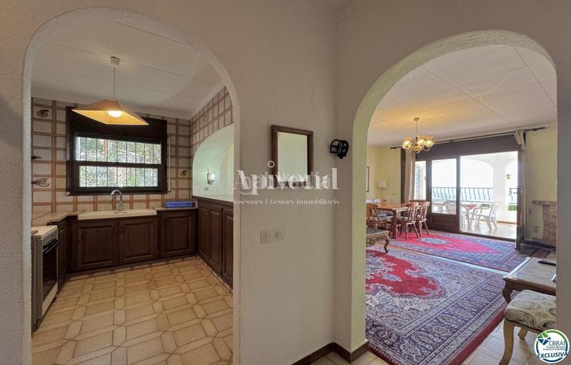 Foto e3136f13-88bf-4e84-81e8-ac77e8e98e44. Chalet casa para reformar con increíbles vistas al mar! en Roses