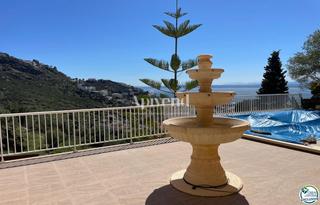 Xalet  Miro. .esplendido chalet 253 m2 con fantásticas vistas al pueblo y a l