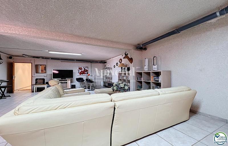 Foto 0a8f9737-f62c-4264-8cd2-a2265659921b. Chalet en venta villa de alto standing con vistas al mar , costa brava en Pau