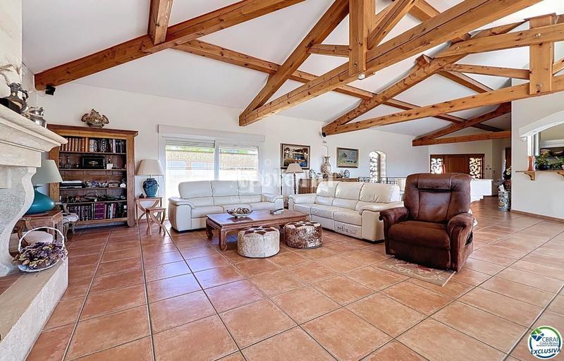 Foto 705fbd3f-1359-492e-a567-1c2cf06d8df8. Chalet en venta villa de alto standing con vistas al mar , costa brava en Pau