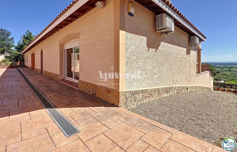 Foto ae572c6d-a389-4c95-b775-f710ab6467aa. Chalet en venta villa de alto standing con vistas al mar , costa brava en Pau