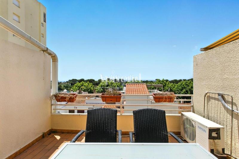 Foto 4f7c8dd2-ff02-4282-8704-0e952be7f0e3. Etagenwohnung mit heizung in Muga - Gran Reserva - Badia Empuriabrava