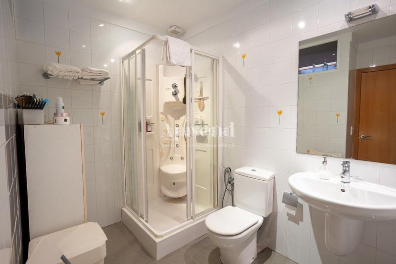 Foto 4811ac43-4b99-49be-99a0-a71ca43f8074. Casa  en perfecto estado en el centro en Poble Nou-Olivar Gran Figueres