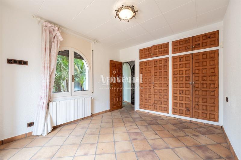 Foto 0499e8d5-ee85-4c27-87c4-bb44e7f52da9. Haus mit heizung parking pool in Requesens Empuriabrava