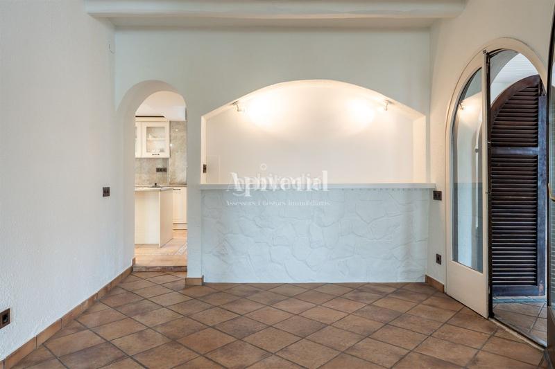 Foto 3650aee8-d28a-4711-9a85-324a949de5b3. Haus mit heizung parking pool in Requesens Empuriabrava