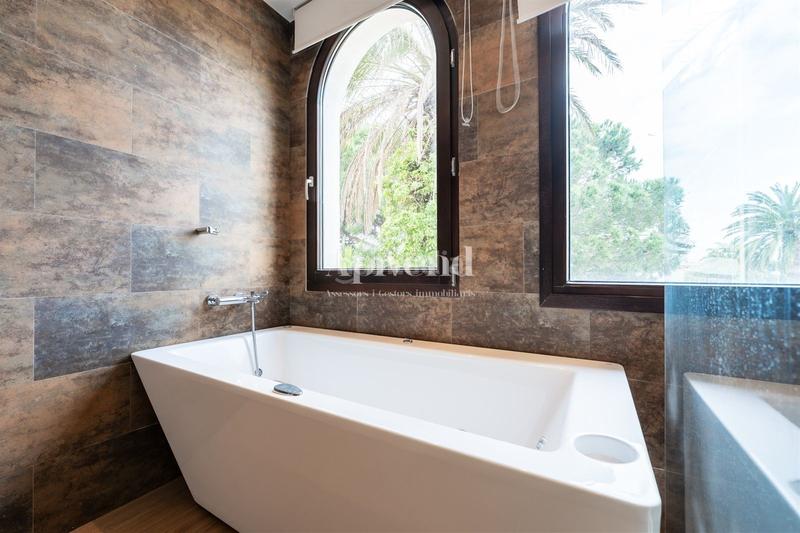 Foto 6ec52bbb-3784-44c1-a7d9-4794c98a0fb5. Haus mit heizung parking pool in Requesens Empuriabrava