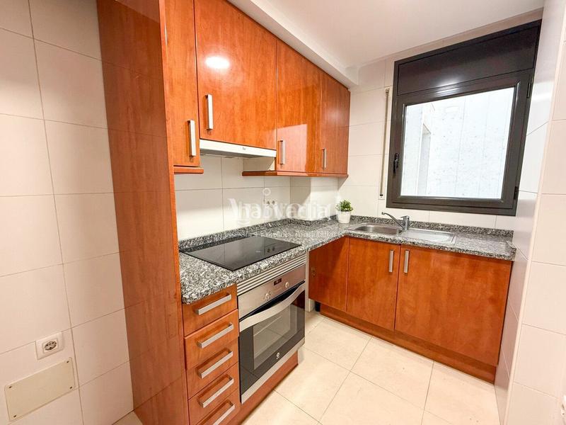 Foto 724cd746-d828-4247-b7ae-874d2d26979c. Appartamento con riscaldamento parcheggio in Carretera de Roses-Fossos Figueres