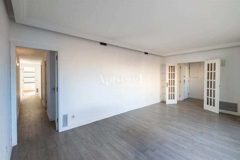 Foto 08be75a7-c756-474a-9256-7eaa47479d79. Ático tu ático en el centro espacio, luz y una gran terraza para disfrutar todos los días. en Figueres