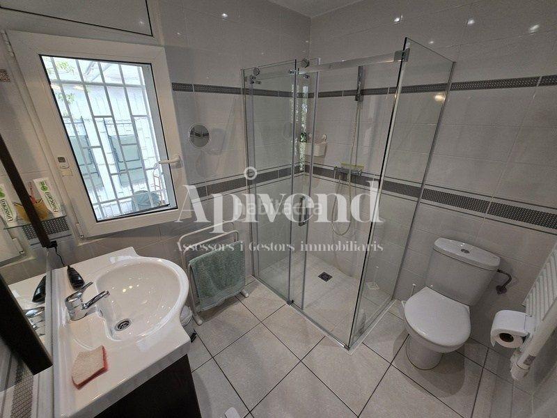Foto 2a51591a-12a5-4ead-90b1-1312f6705c0b. Chalet casa de una sola planta con licencia t. sector montseny en Empuriabrava
