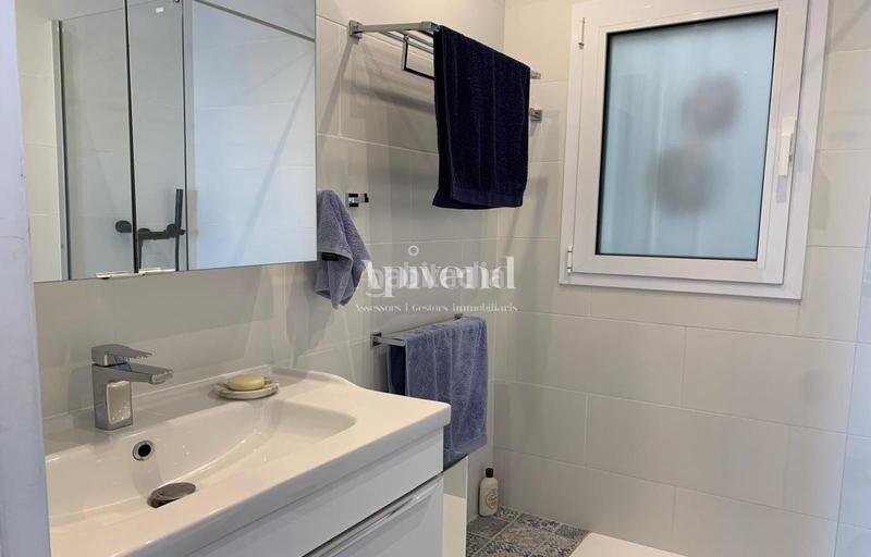 Foto 94273a32-20f2-4dd4-964c-5ca8f566d624. Piso excepcional apartemento con vista mar increible en canyelles en Roses